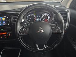 2018 Mitsubishi
Outlander LS