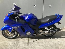2004 Honda
CBR1100 XX Super Blackbird