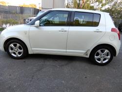 2007 Suzuki Swift Z Series RS415 White