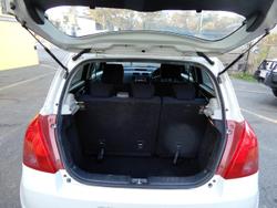 2007 Suzuki Swift Z Series RS415 White