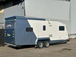 2013 Caria Toy Hauler 23'