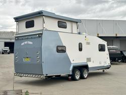 2013 Caria Toy Hauler 23'