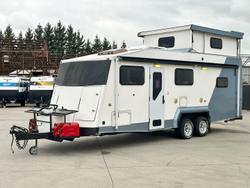 2013 Caria Toy Hauler 23'
