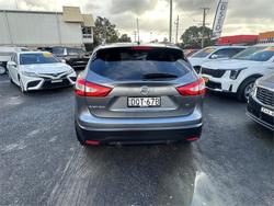 2016 NISSAN
QASHQAI Ti