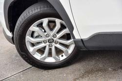 2023 Toyota
Corolla Cross GXL