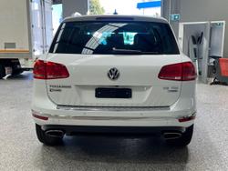 2016 Volkswagen Touareg 150TDI Element 7P MY16 Four Wheel Drive Pure White