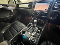 2016 Volkswagen Touareg 150TDI Element 7P MY16 Four Wheel Drive Pure White
