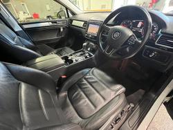 2016 Volkswagen Touareg 150TDI Element 7P MY16 Four Wheel Drive Pure White