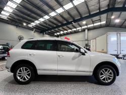 2016 Volkswagen Touareg 150TDI Element 7P MY16 Four Wheel Drive Pure White