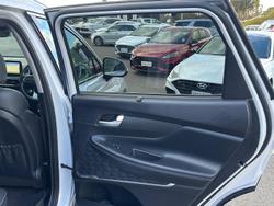 2022 Hyundai
Santa Fe Elite