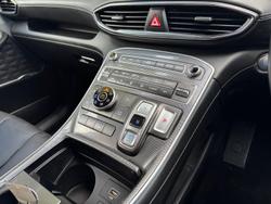 2022 Hyundai
                Santa Fe Elite