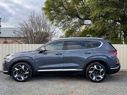 2022 Hyundai
                Santa Fe Elite