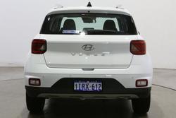 2021 Hyundai
Venue Active