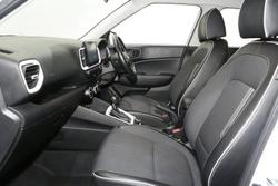 2021 Hyundai
Venue Active