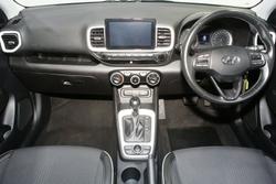 2021 Hyundai
Venue Active