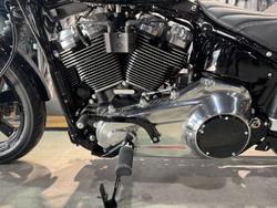 2025 Harley-davidson FXBB STREET BOB (117) Vivid Black
