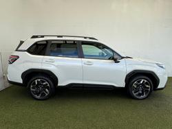 2025 Subaru
                Forester Premium