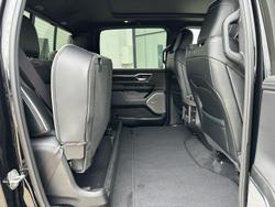 2024 RAM 1500 Laramie Sport Hurricane SO RamBox DT MY25 4X4 Dual Range Diamond Black