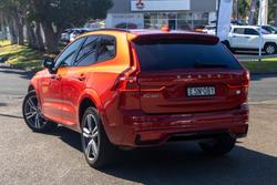 2022 Volvo XC60 Recharge Ultimate T8 Plug-In Hybrid