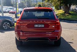 2022 Volvo XC60 Recharge Ultimate T8 Plug-In Hybrid