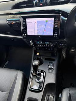 2024 Toyota
Hilux Rogue 48V