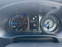 2024 Toyota
Hilux Rogue 48V