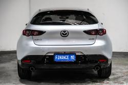 2021 Mazda
                3 G20 Evolve