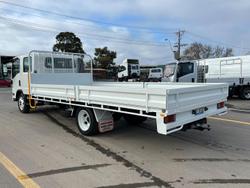 2014 Isuzu
Nqr450