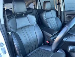 2023 Isuzu
MU-X LS-T