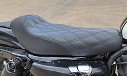 2012 Harley-Davidson Iron 883 (XL883N) Sportster Black