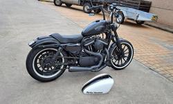 2012 Harley-Davidson Iron 883 (XL883N) Sportster Black