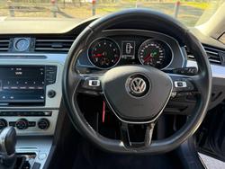 2016 Volkswagen
Passat 132TSI Comfortline