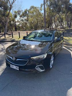 2018 Holden
Commodore RS-V