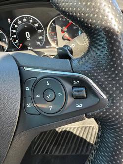 2018 Holden
Commodore RS-V