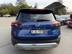 2024 Nissan
X-Trail TI
