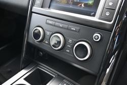 2017 Land Rover Discovery TD6 SE