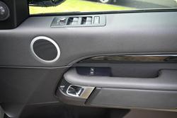 2017 Land Rover Discovery TD6 SE