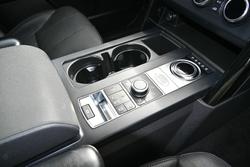 2017 Land Rover Discovery TD6 SE