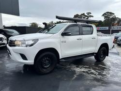 2016 Toyota
Hilux SR