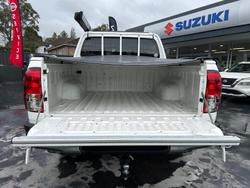 2016 Toyota
Hilux SR