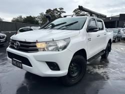 2016 Toyota
Hilux SR