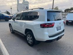 2024 Toyota Landcruiser VX FJA300R 4X4 Dual Range