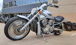 2004 Harley-Davidson V-Rod 1130 (VRSCA) V-Rod Silver