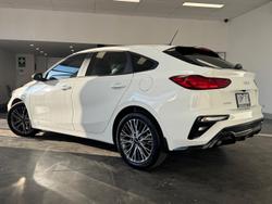 2021 Kia
Cerato Sport