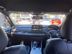 2024 Mitsubishi
Outlander Black Edition