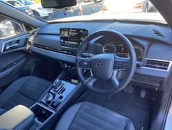 2024 Mitsubishi
Outlander Black Edition