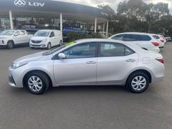 2017 Toyota
Corolla Ascent