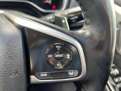 2022 Honda
                CR-V VTi LX AWD
