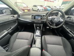 2017 Mitsubishi Lancer