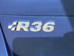 2009 Volkswagen
                Passat R36